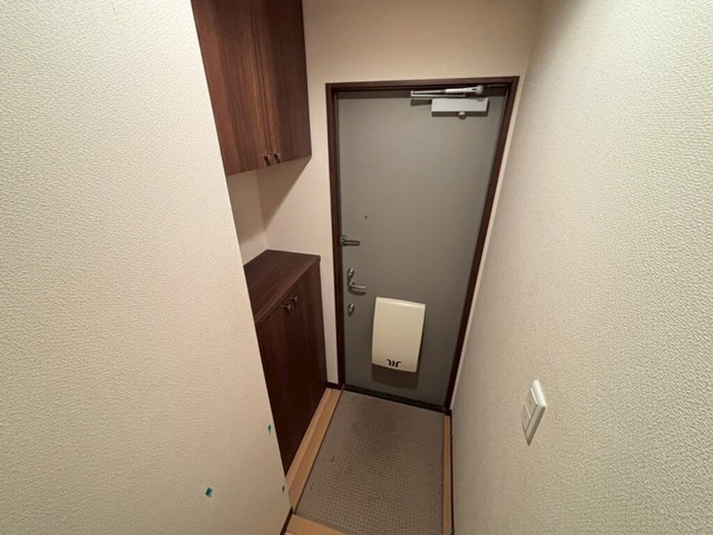 (7/33) 玄関 (7/33) 玄関