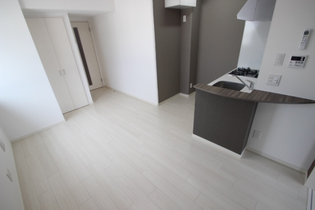 (16/32) 居室・リビング