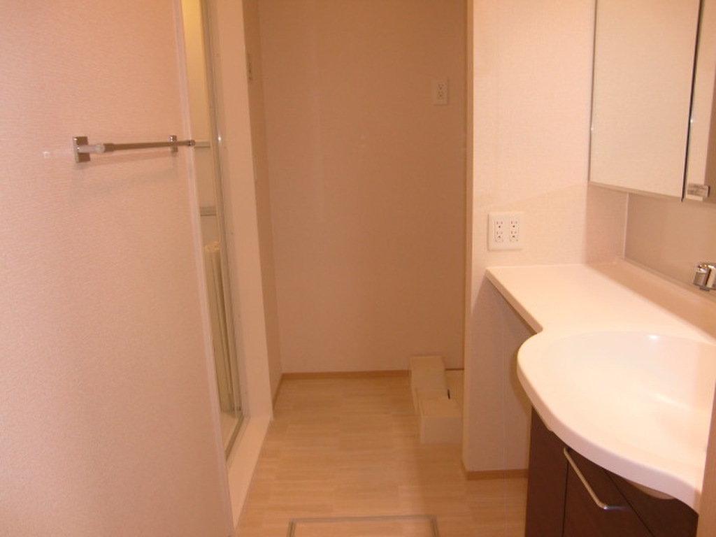 (3/29) 室内洗濯機置場有 (3/29) 室内洗濯機置場有