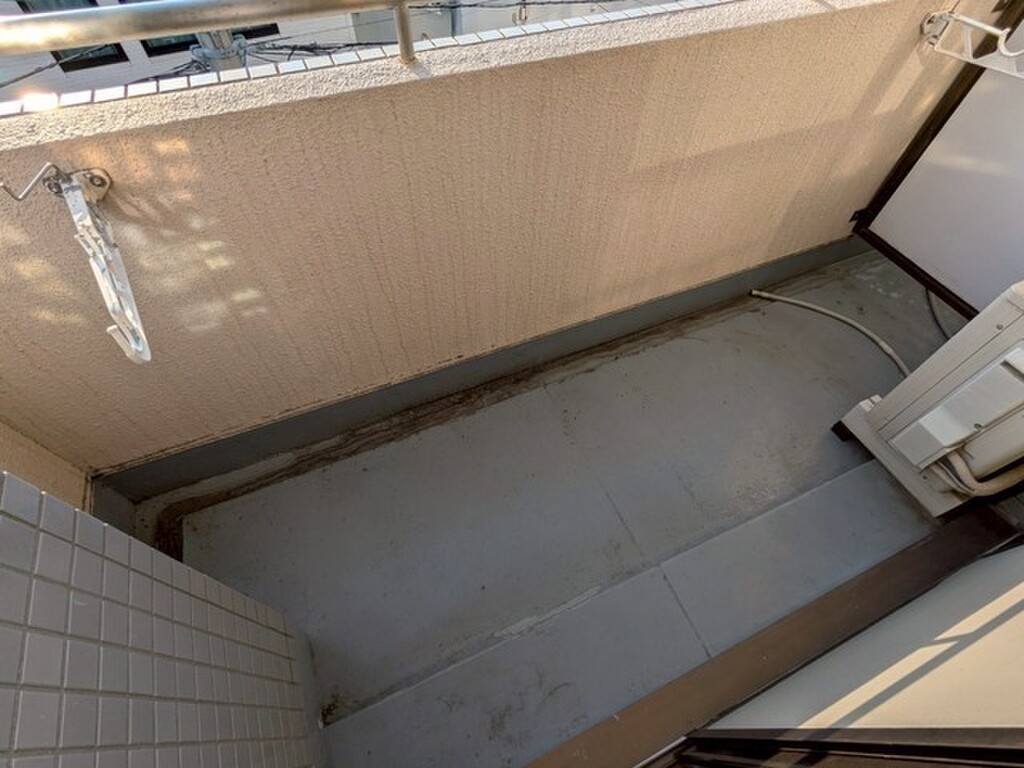 (13/30) バルコニー