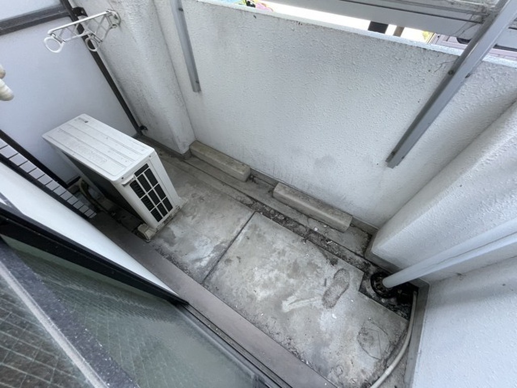 (12/25) バルコニー