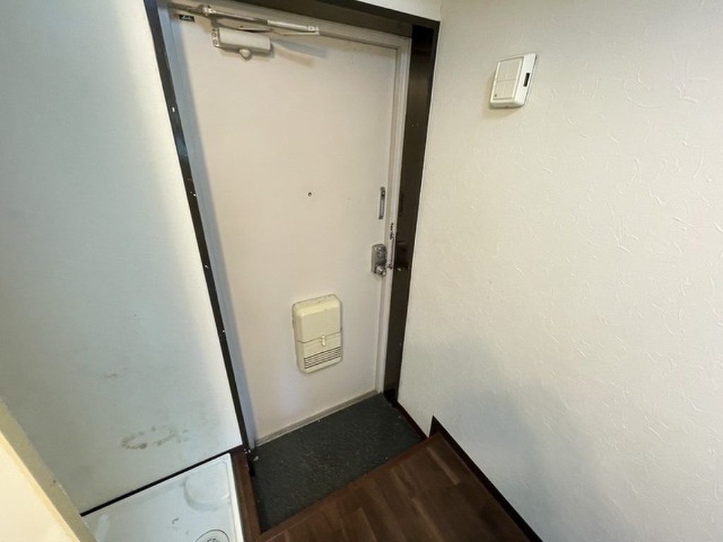 (8/25) 玄関