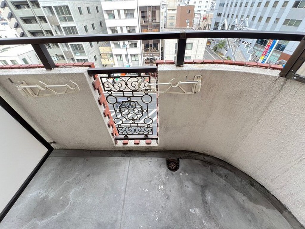 (10/23) バルコニー