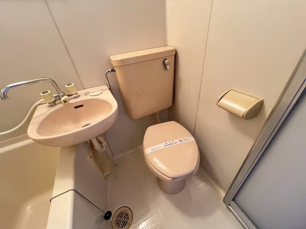 (5/25) トイレ (5/25) トイレ