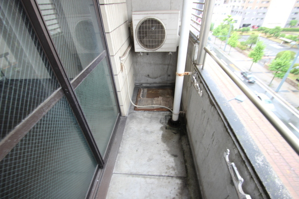 (2/23) バルコニー