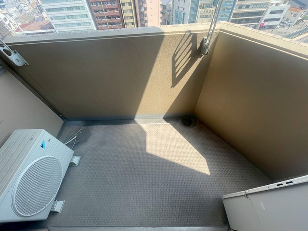 (14/22) バルコニー