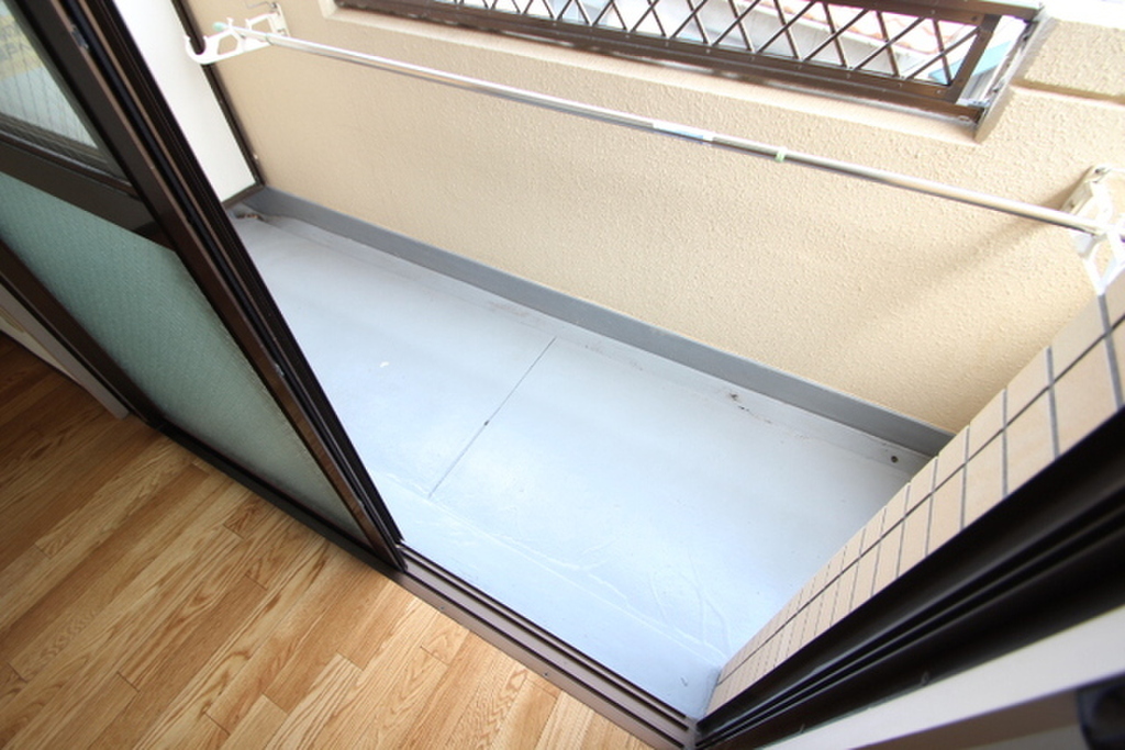 (10/34) バルコニー