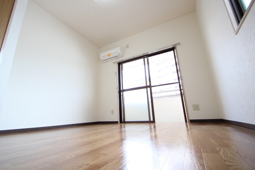 (14/34) 居室・リビング