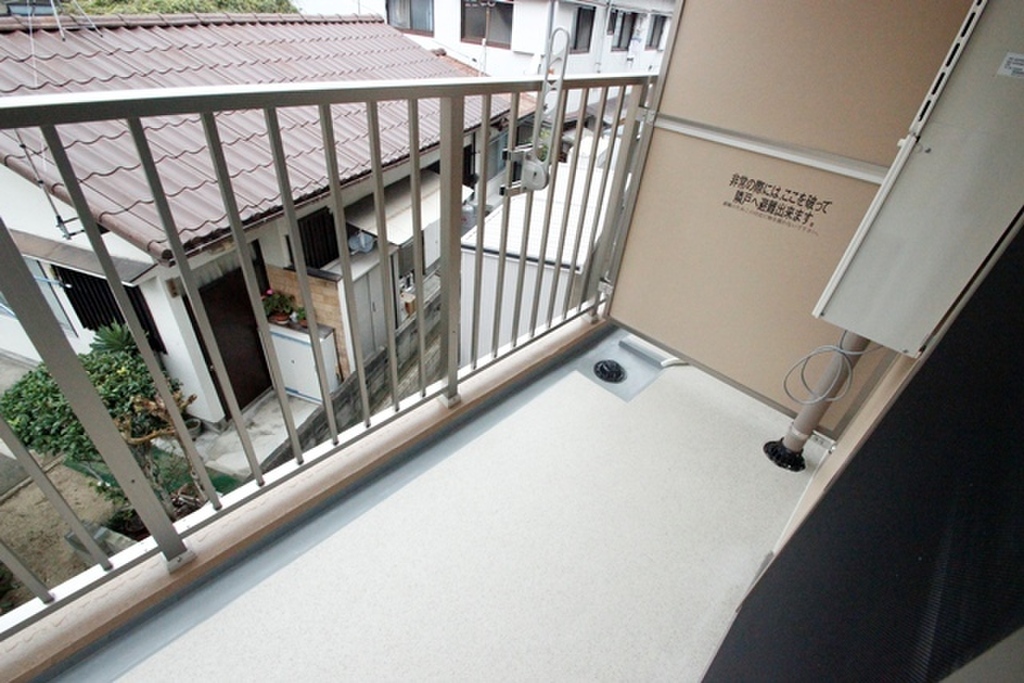 (2/29) バルコニー