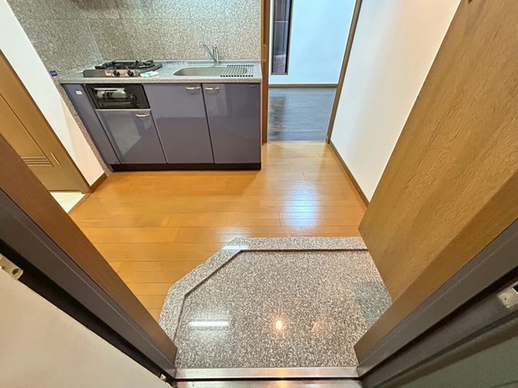 (8/22) 玄関 (8/22) 玄関