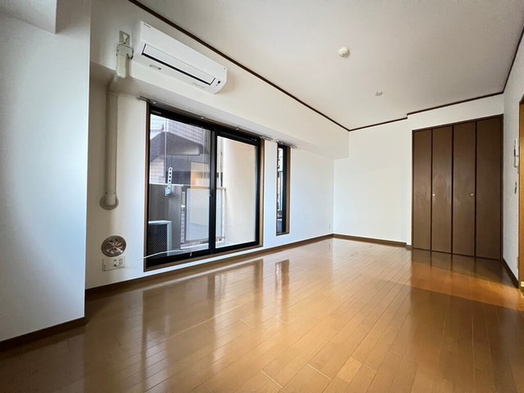 (2/19) 居室・リビング (2/19) 居室・リビング