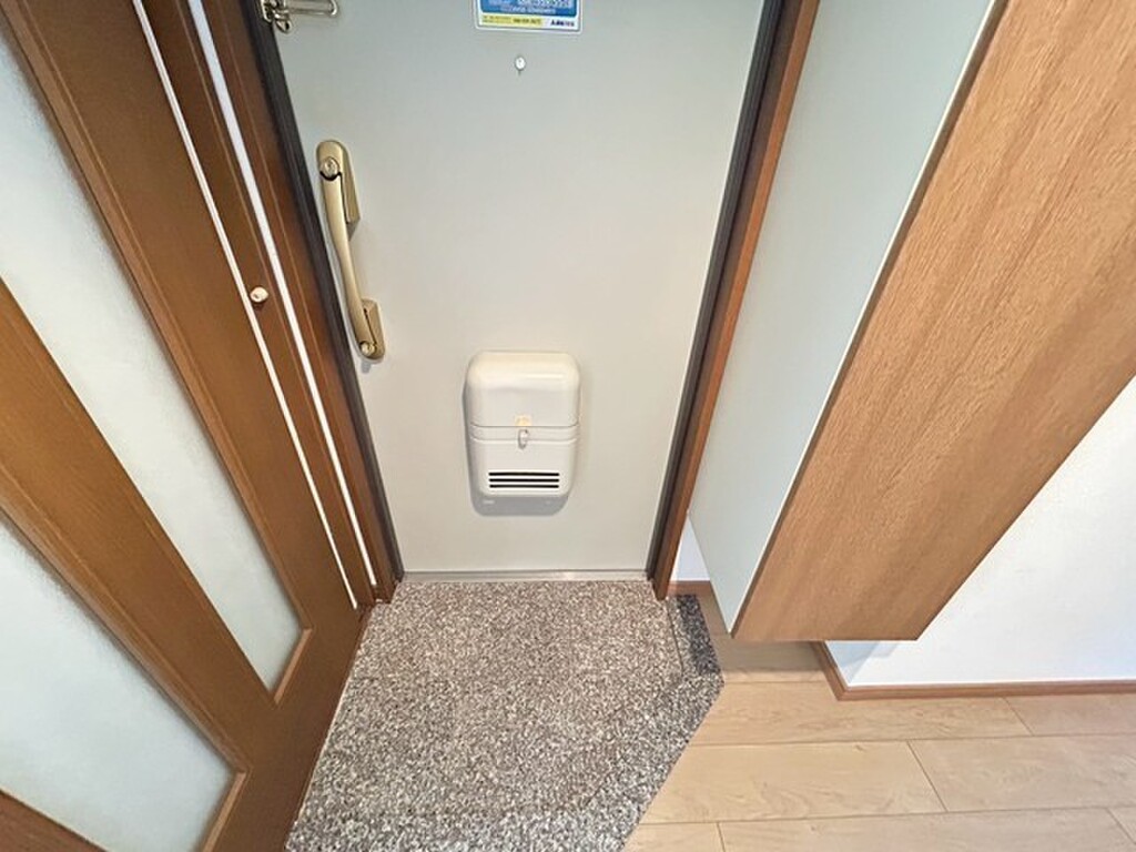 (8/27) 玄関