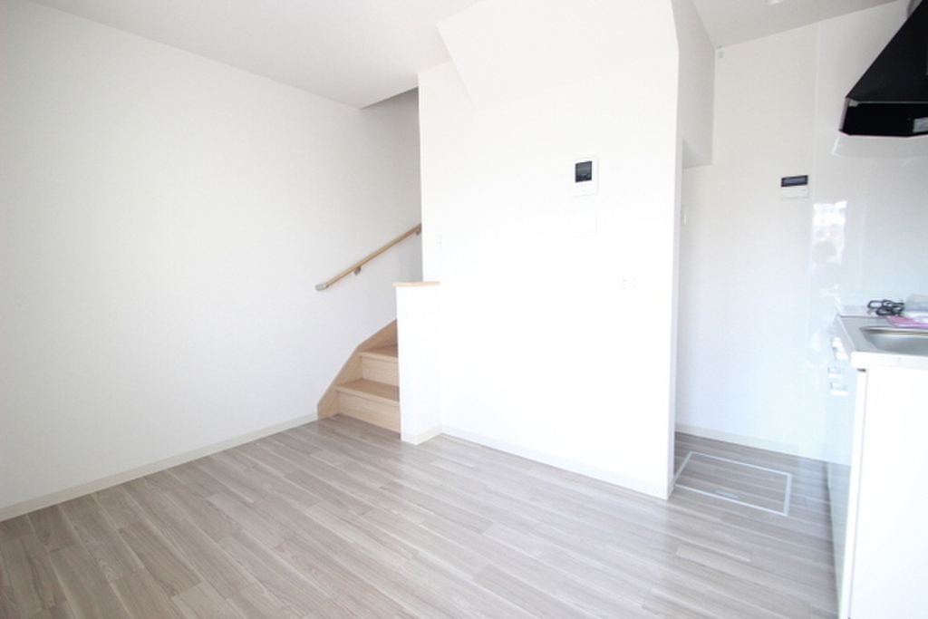 (16/24) 居室・リビング (16/24) 居室・リビング