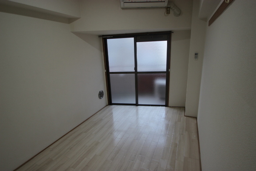 (14/18) 居室・リビング