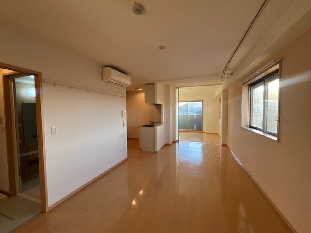 (14/25) 他号室の写真です