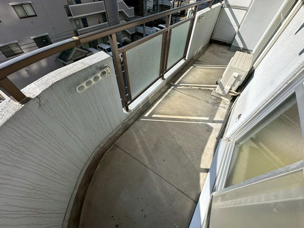 (12/27) バルコニー