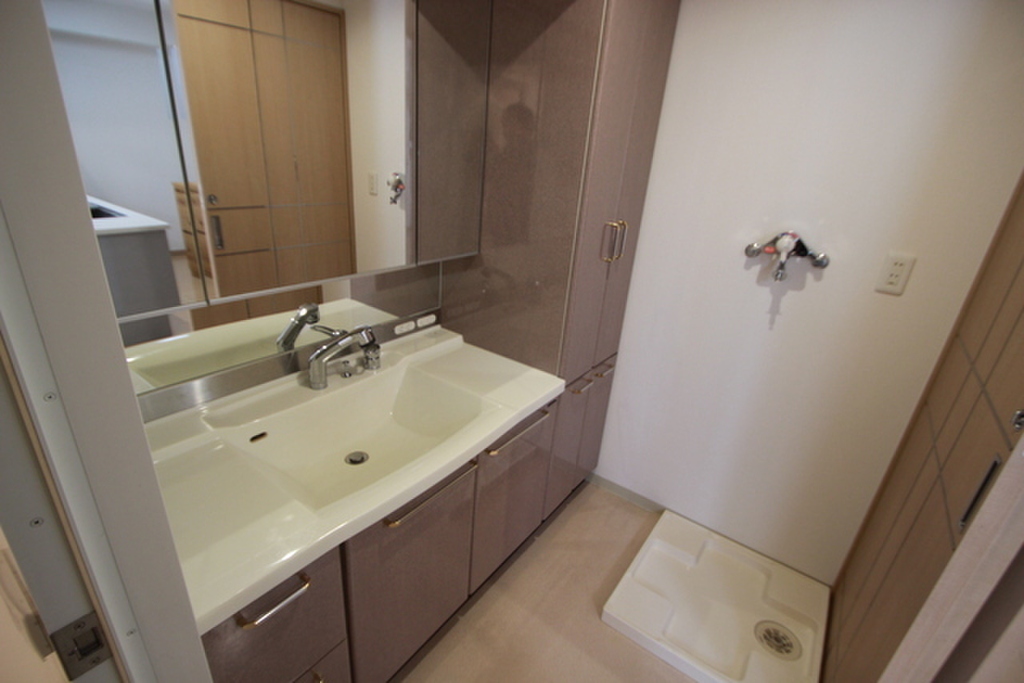 (6/18) 洗面所 (6/18) 洗面所