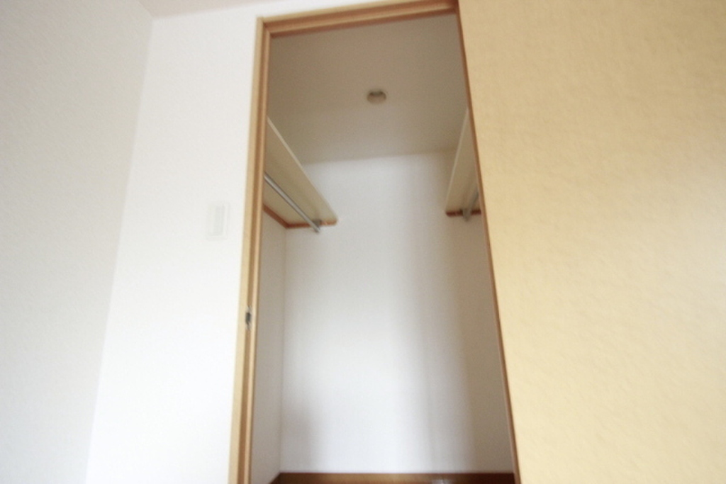 (2/24) 写真は別号室のものです。 (2/24) 写真は別号室のものです。