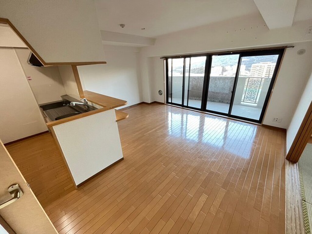 (2/25) 居室・リビング (2/25) 居室・リビング