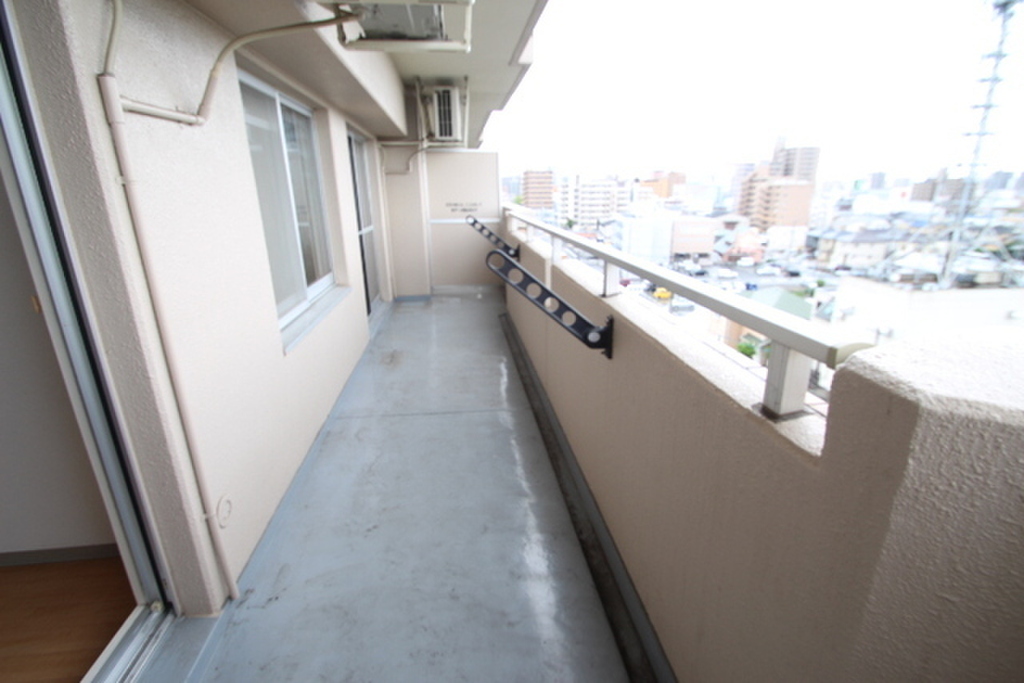 (11/17) バルコニー (11/17) バルコニー