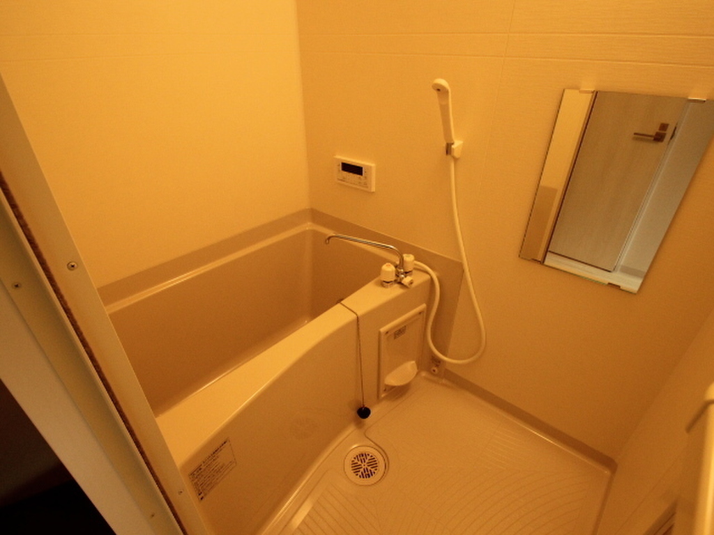 (18/28) バス (18/28) バス