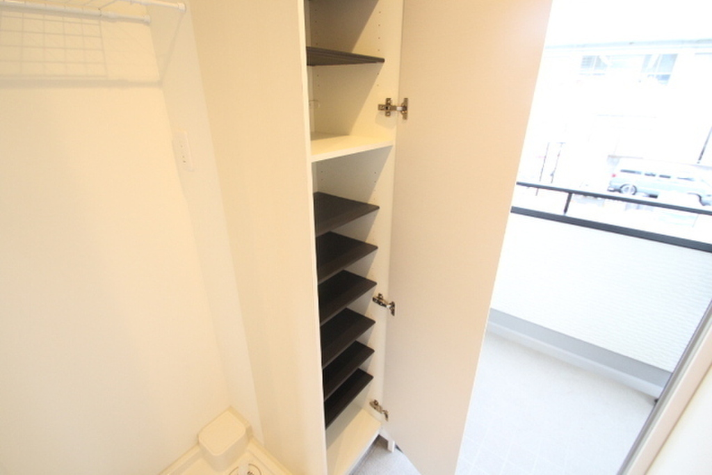 (8/16) 玄関