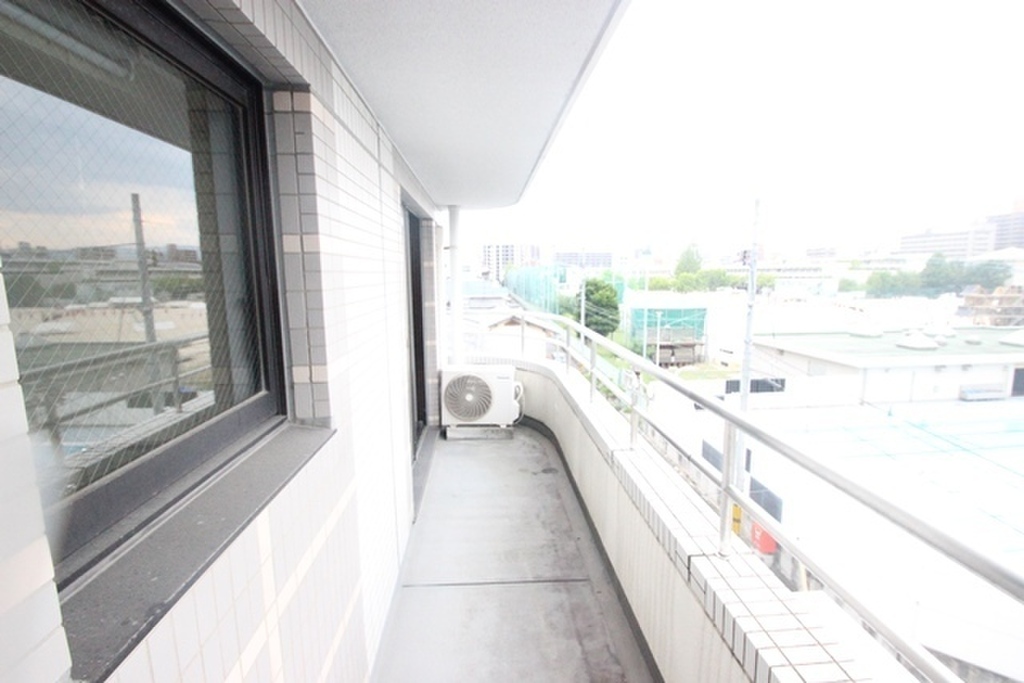 (8/23) バルコニー