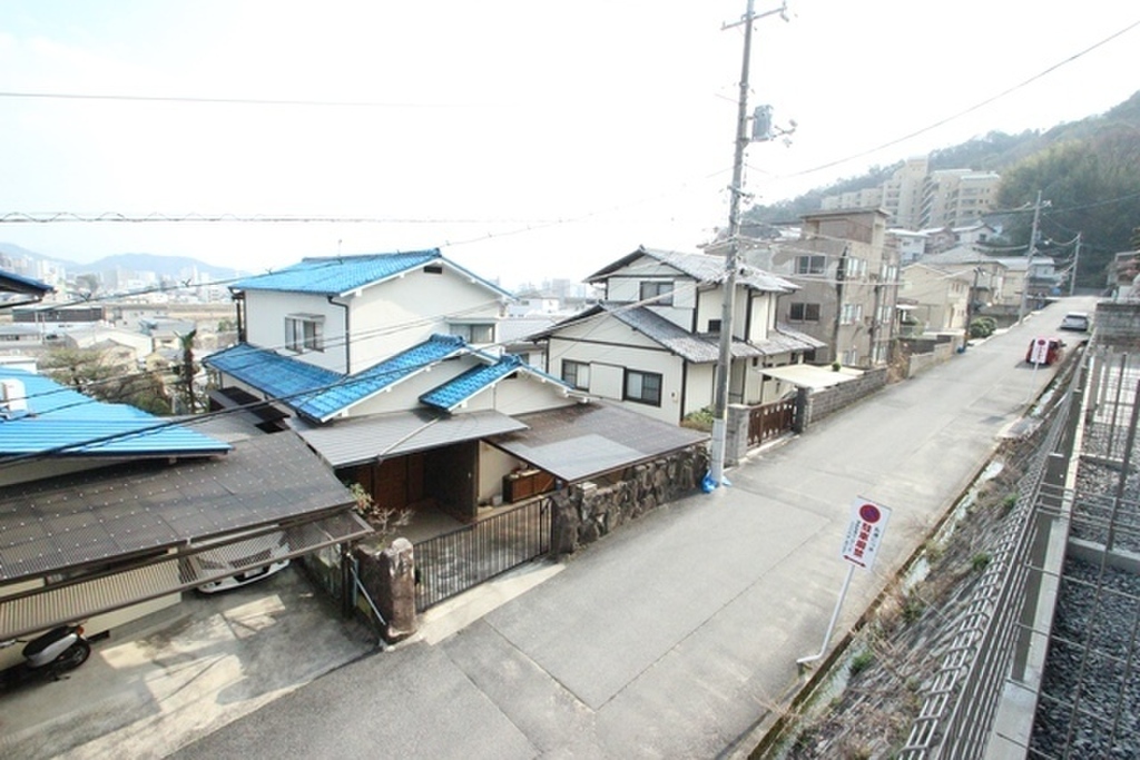 (8/24) バルコニー (8/24) バルコニー