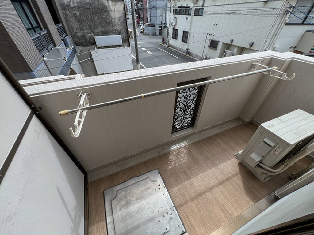 (9/24) バルコニー (9/24) バルコニー