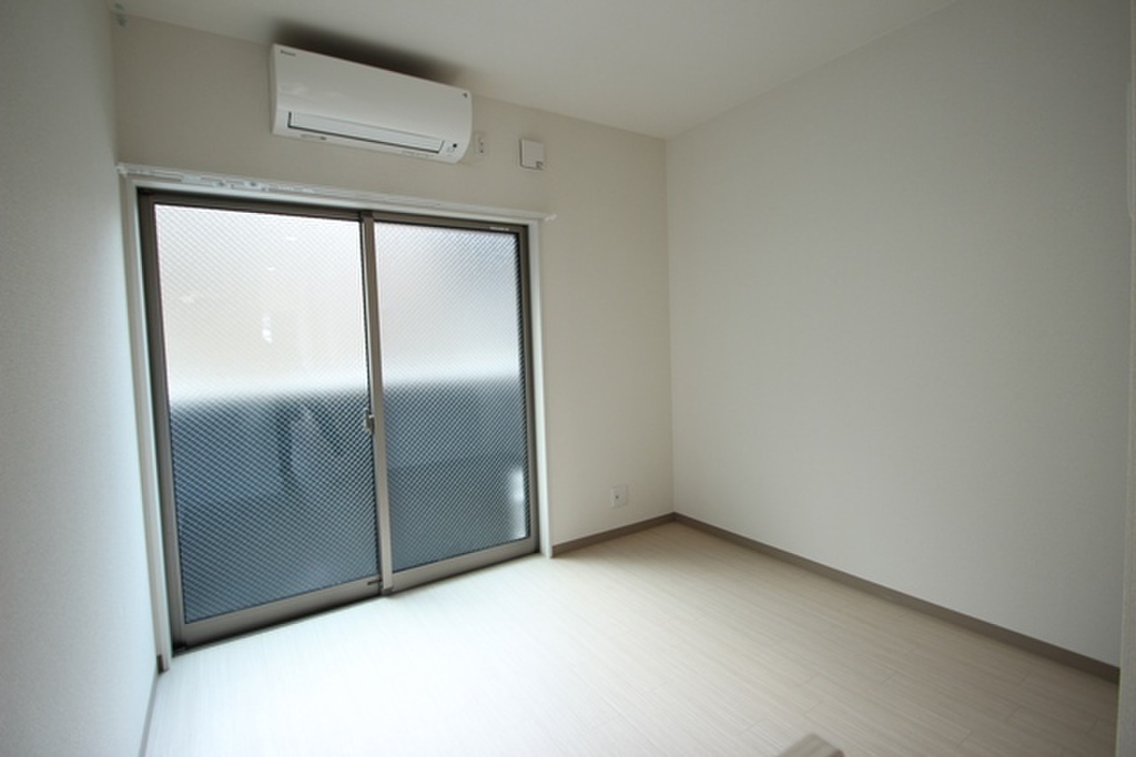 (2/28) 居室・リビング (2/28) 居室・リビング