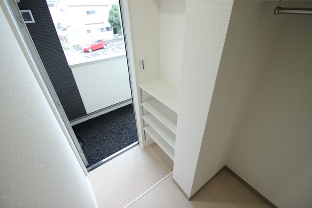 (7/28) 玄関 (7/28) 玄関