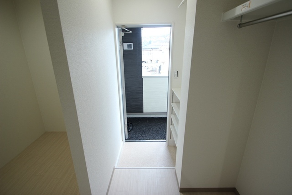 (17/28) 玄関 (17/28) 玄関