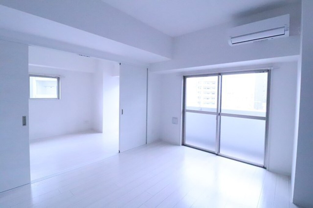 (2/28) 居室・リビング (2/28) 居室・リビング