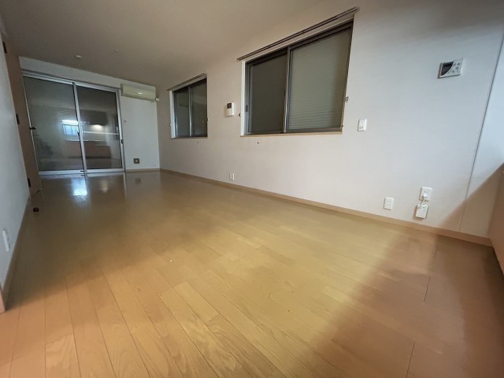 (2/20) 居室・リビング (2/20) 居室・リビング