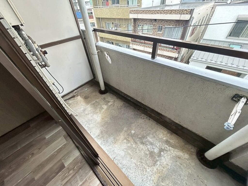 (12/19) バルコニー