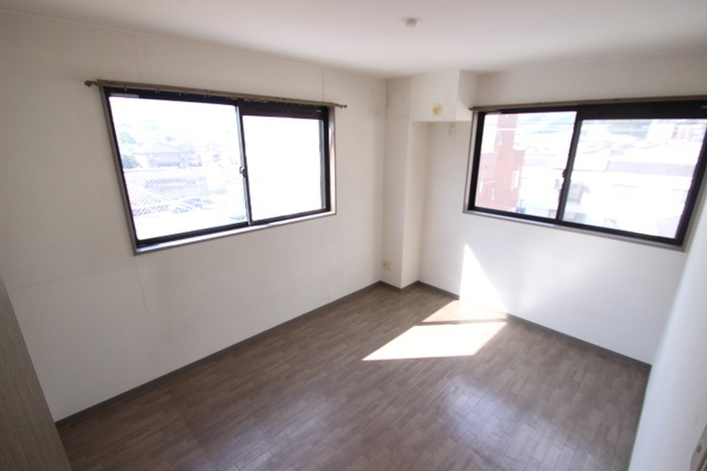 (7/23) 他号室画像 (7/23) 他号室画像