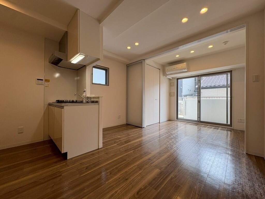 (2/21) 居室・リビング (2/21) 居室・リビング