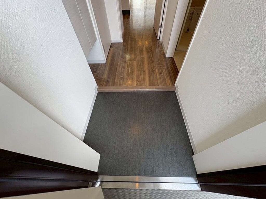 (7/21) 玄関 (7/21) 玄関