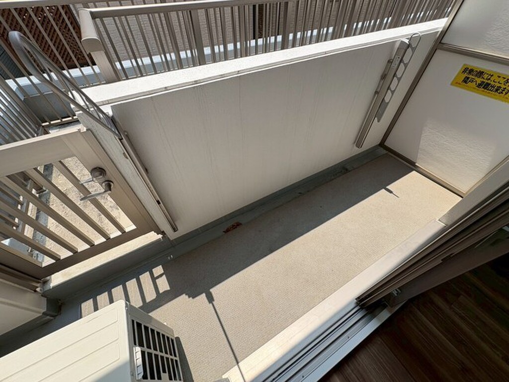 (10/21) バルコニー (10/21) バルコニー