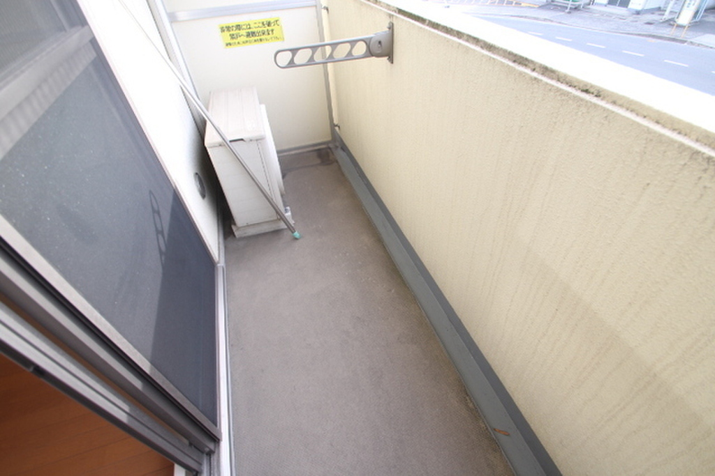 (12/19) バルコニー