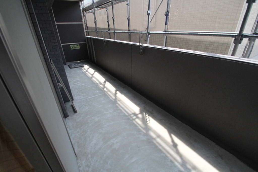 (10/21) バルコニー