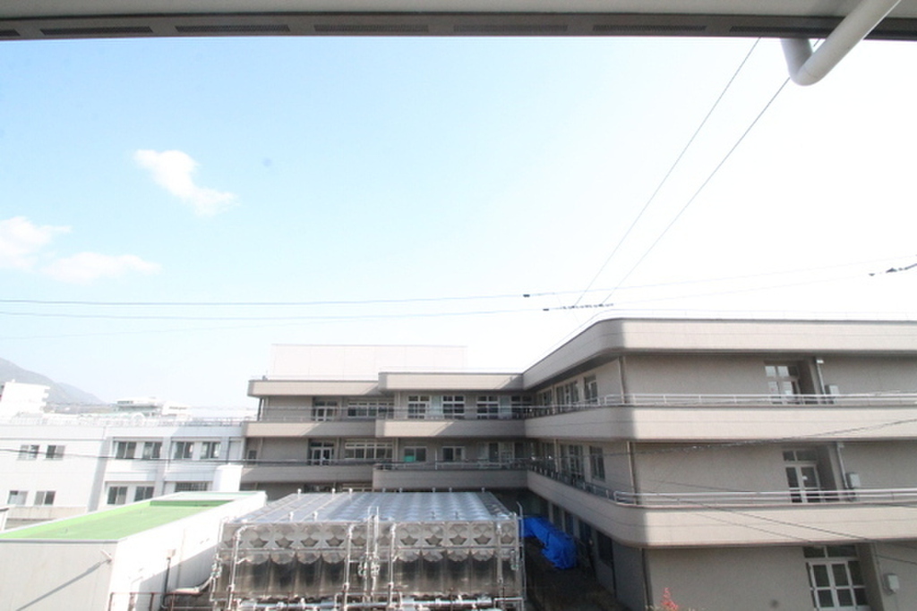 (13/17) 眺望 (13/17) 眺望