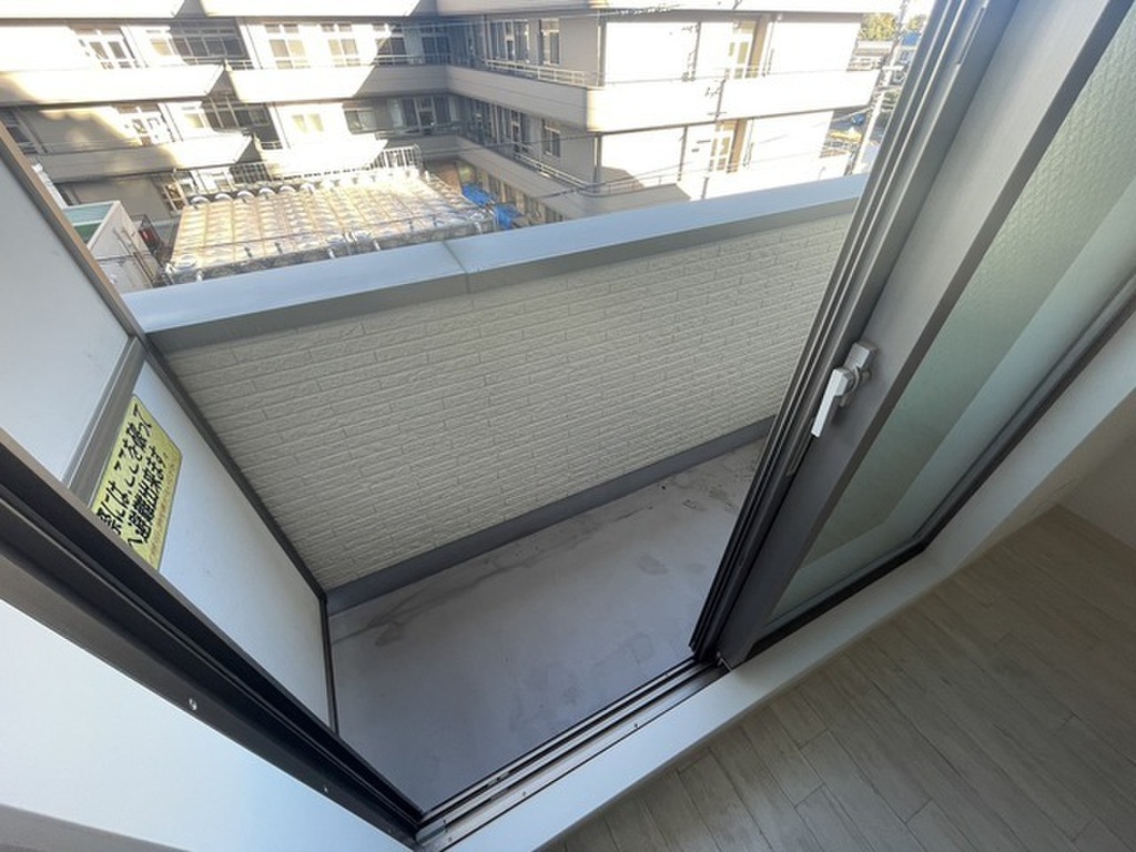 (12/18) バルコニー