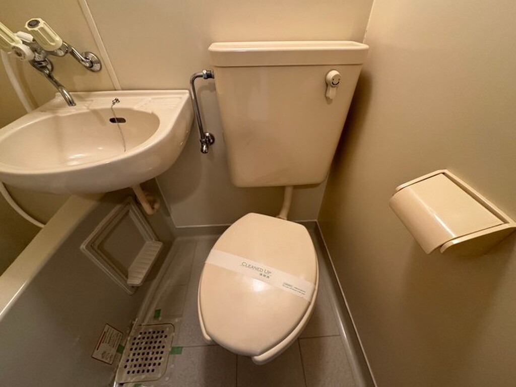 (5/28) トイレ (5/28) トイレ