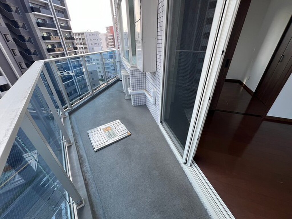 (12/24) バルコニー