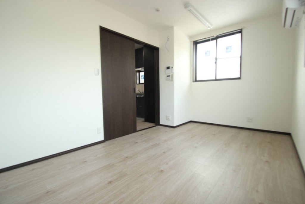 (2/24) 居室・リビング (2/24) 居室・リビング