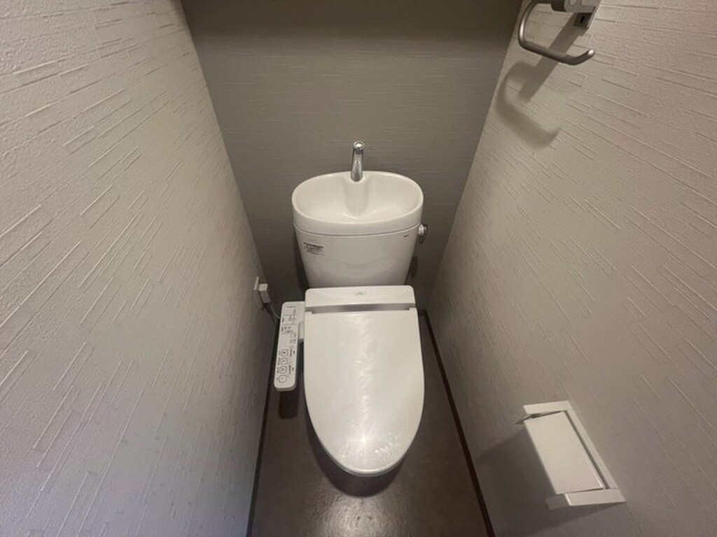 (5/16) トイレ (5/16) トイレ