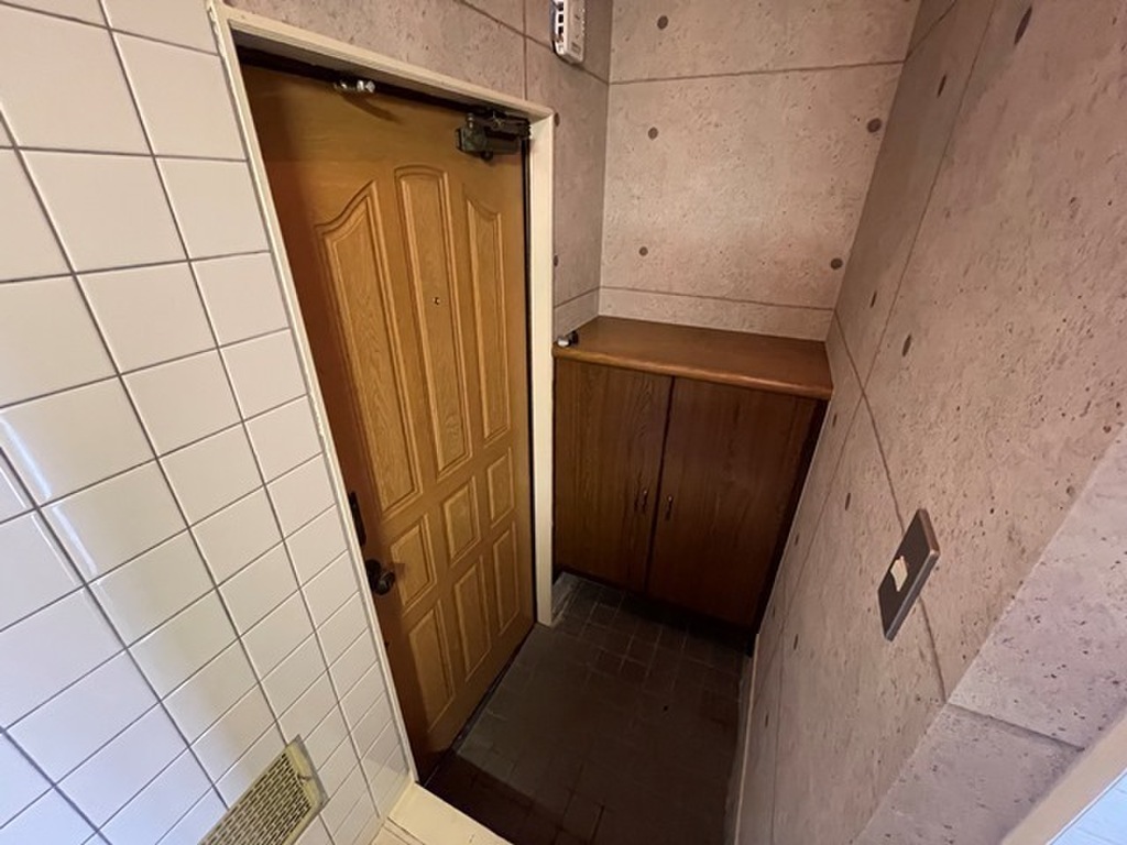 (7/23) 玄関 (7/23) 玄関