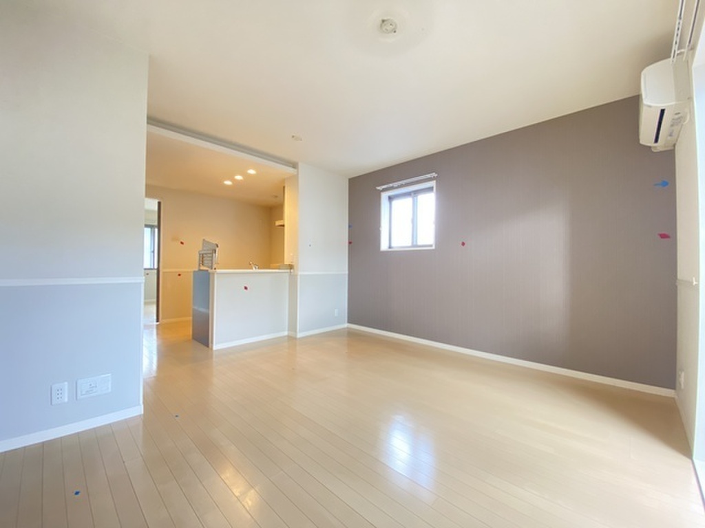 (2/19) 居室・リビング (2/19) 居室・リビング