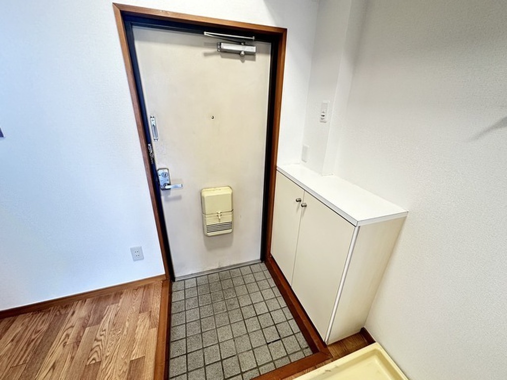 (7/20) 玄関 (7/20) 玄関